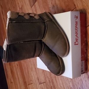 Warm boots.